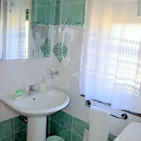 Angelica Bed and Breakfast 3*